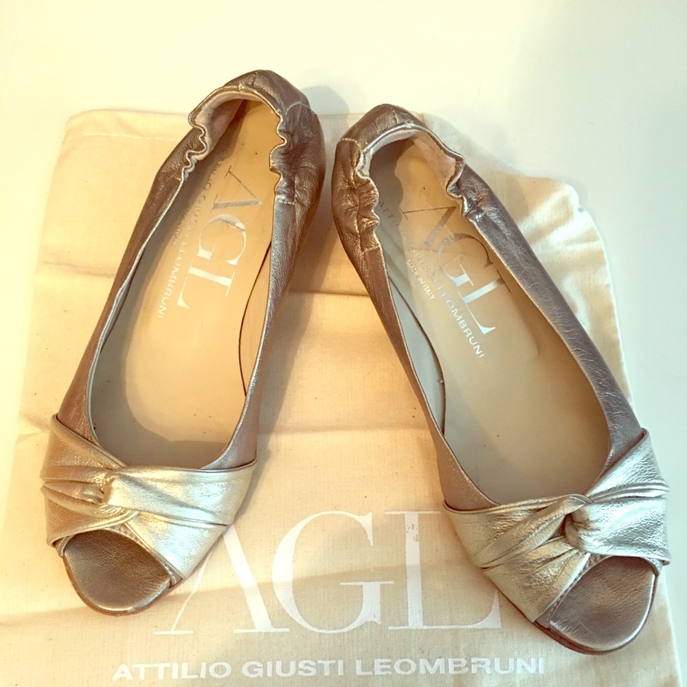 AGL like new gold-silver two toned fashion flats